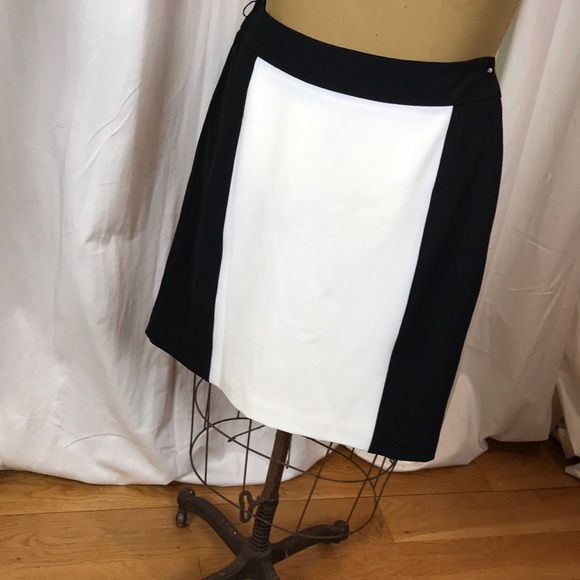 Worthington 14 Black white color block skirt NEW - Picture 1 of 4